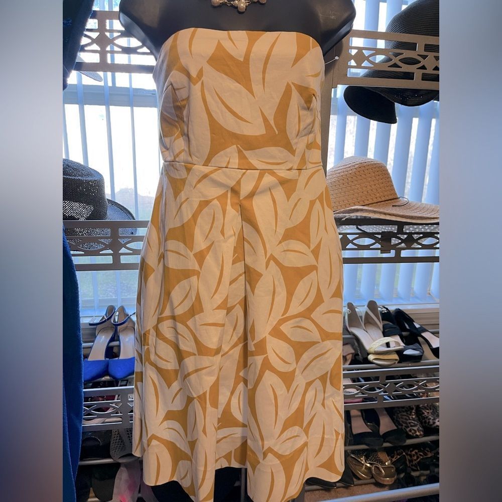 NEW YORK & COMPANY  sweetheart dress Size 8 callout